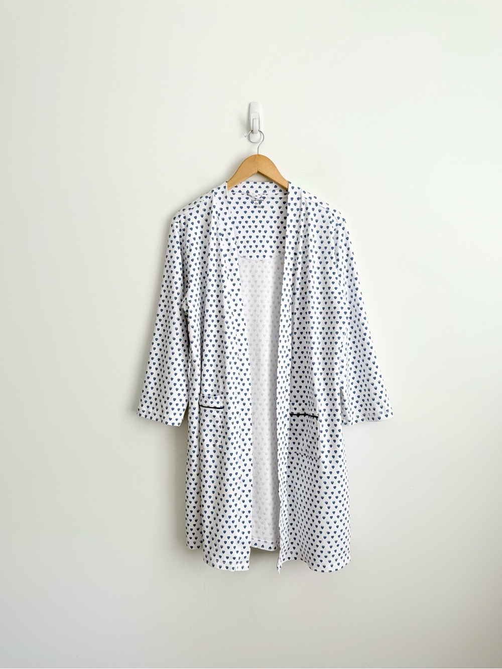 Roller Rabbit Axel Hearts Kimono Robe - Picture 5 of 11